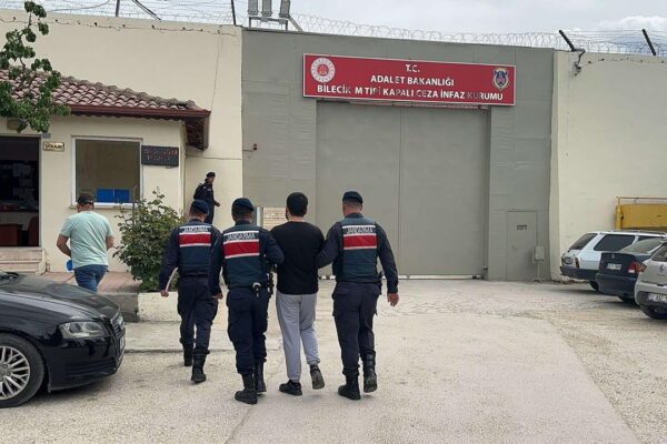 Bozüyük’te Kesinleşmiş Hapis Cezası Bulunan Firari Hükümlü Yakalandı