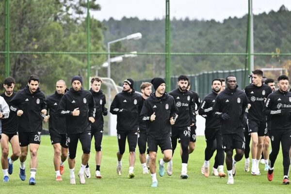 Beşiktaş, Fenerbahçe Derbisi Hazırlıklarını Sürdürdü