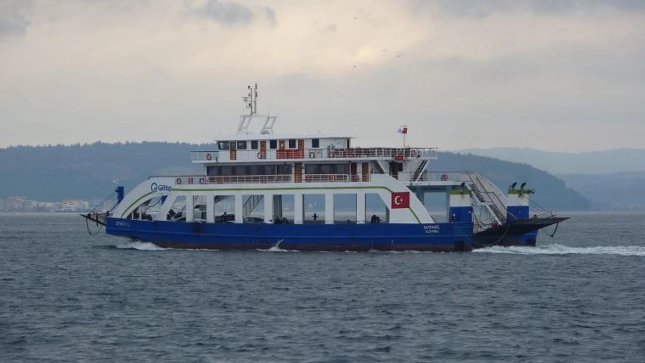 Bozcaada’ya Bayramda Kamyon Tır ve İş Makinelerinin Geçişi Yasaklandı