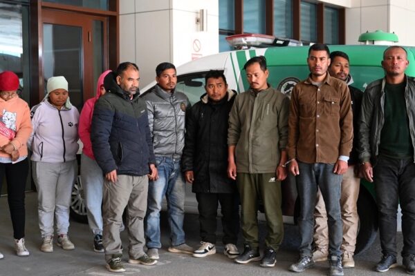 Edirne’de Konteynerde 10 Düzensiz Göçmen Yakalandı