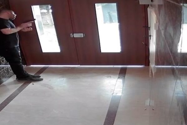 Büyükçekmece’de Bir Kişinin Etrafa Rastgele Ateş Etmesi Güvenlik Kamerasında