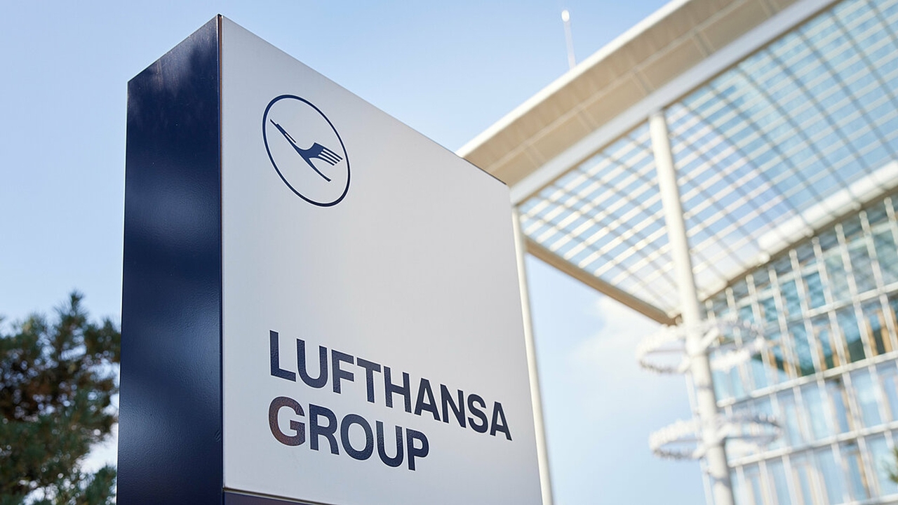 Lufthansa Grubu 1. Çeyrekte 734 Milyon Avro Net Zarar Açıkladı