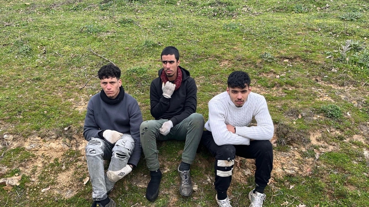 Edirne’de 3 Düzensiz Göçmen Yakalandı