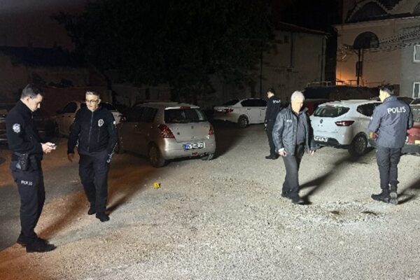 Hakkında Hapis Cezası Bulunan Kişi Kaçmaya Çalışırken Vurularak Durduruldu