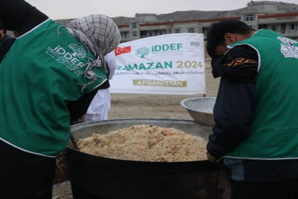 İDDEF Ramazanda 32 Ülkede İftar Sofraları Kuruyor