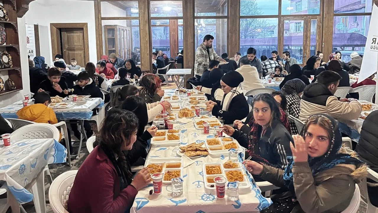 Vakıflar Bölge Müdürlüğünden Edirne ve Kırklareli’nde Her Gün 500 Kişiye İftar