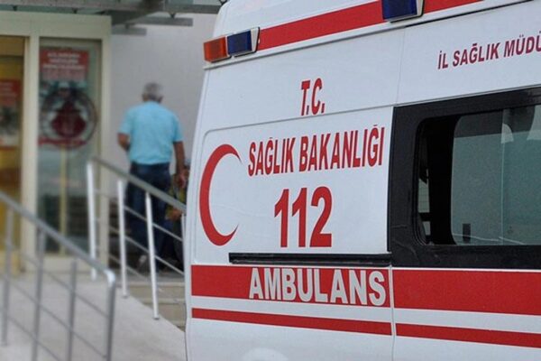 Tıra Arkadan Çarpan Yolcu Otobüsündeki 10 Kişi Yaralandı