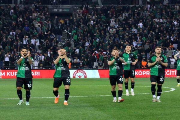 Kocaelispor 6 Maçlık Galibiyet Hasretine Son Verdi
