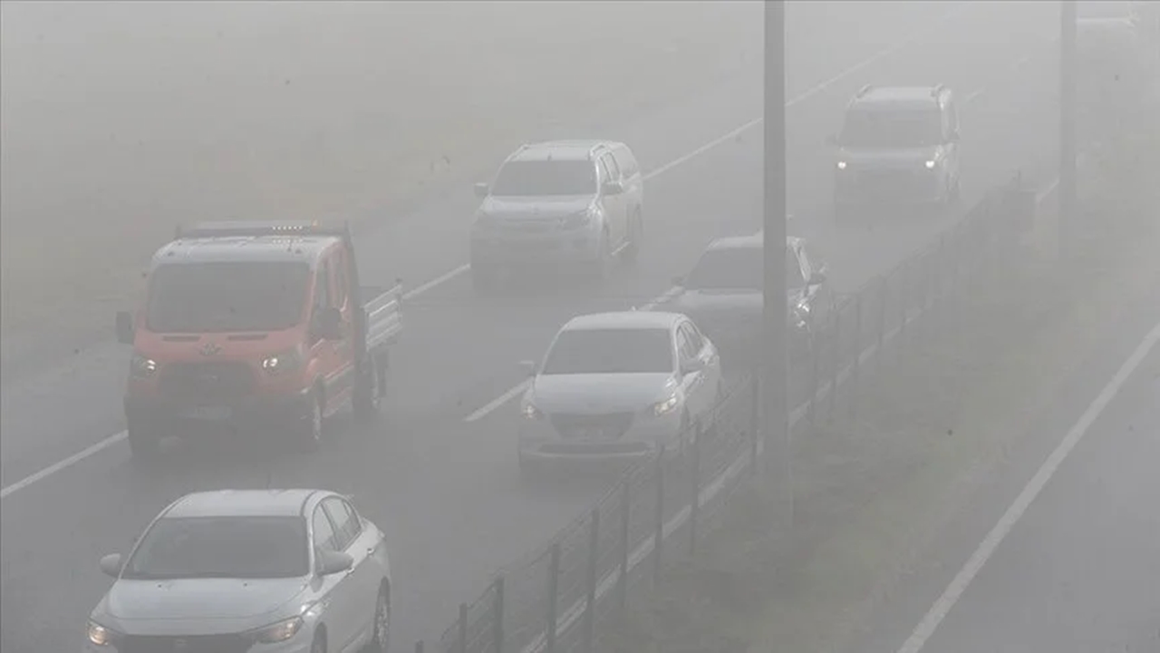 Bolu Dağı’nda Etkili Olan Sis Görüş Mesafesini Düşürdü