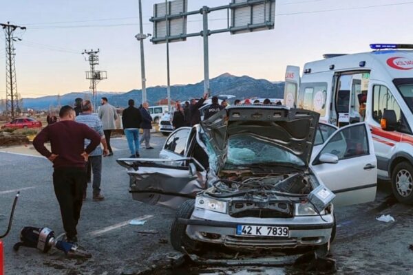 Seydişehir’deki Trafik Kazası Sonucu 2 Kişi Yaralandı