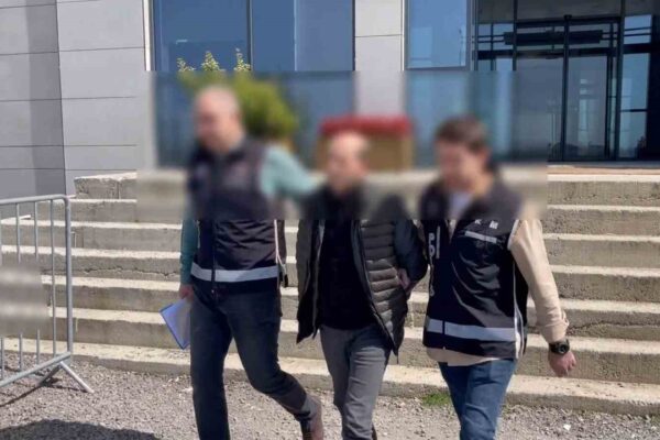 Yalova’da Sahte Kimlikle Başkasına Ait Tarlayı Satmaya Çalışan Kişi Tutuklandı
