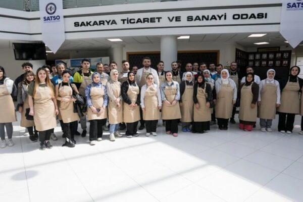 Engellilere ve Ailelerine Bayram Öncesi Ücretsiz Kuaför Hizmeti Verildi