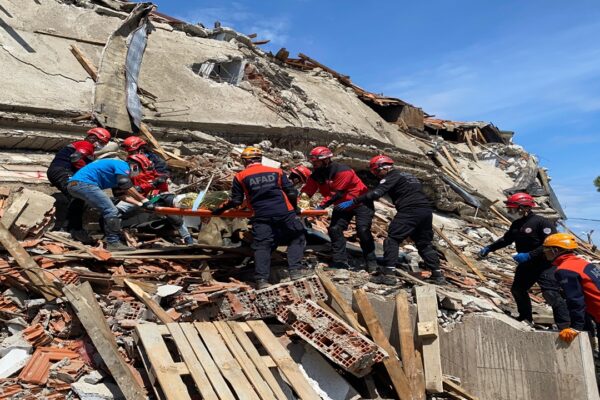 Çanakkale’de Yangın ve Deprem Tatbikatları Yapıldı