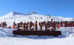 Erciyes Mayıs Ayında Kar Yağışının Etkisine Girdi