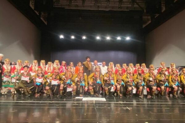 Eskişehir’de Gençlerin Halk Oyunları Performansı Büyüledi