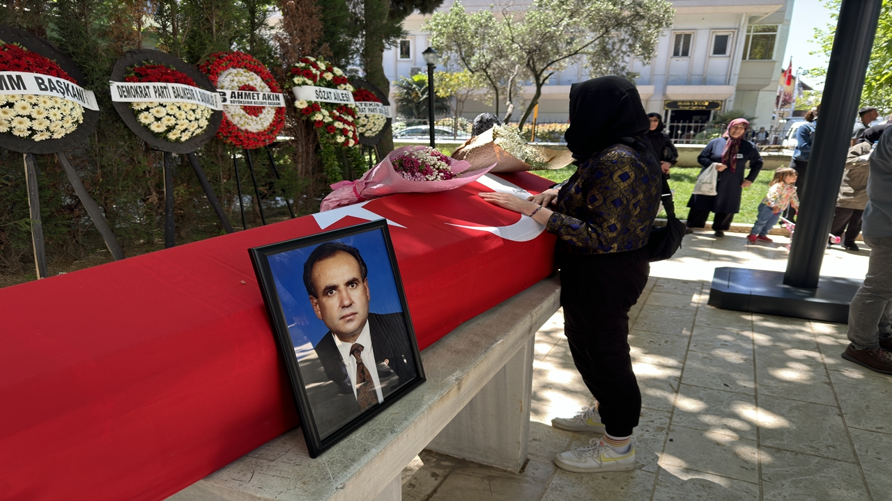 tbmm 19 dönem balıkesir milletvekili hüseyin balyalı son yolculuğuna uğurlandı