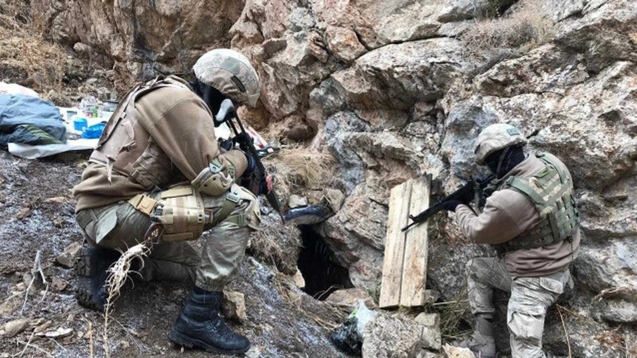 Bozdoğan-37 Operasyonunda Terör Örgütüne Ait 92 Mağara ve Barınak Yok Edildi