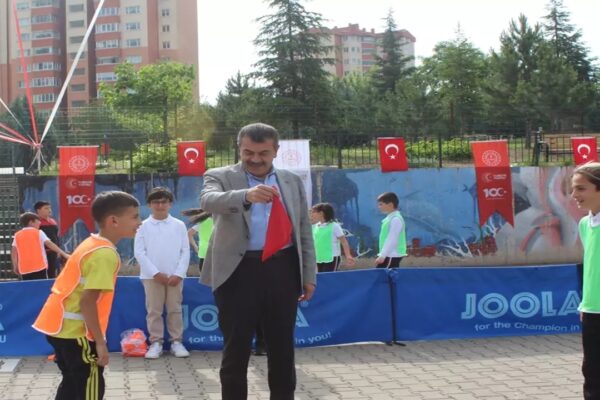 Yusuf Tekin Öğrenciler İle Buluştu