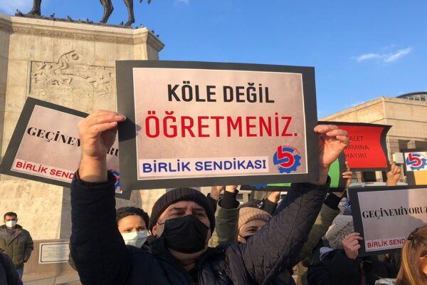 Öğretmenlerden Çalışma Koşulları Protestosu