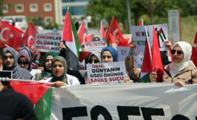 Recep Tayyip Erdoğan Üniversitesi Öğrencileri ABD’deki Filistin Protestolarına Destek Verdi