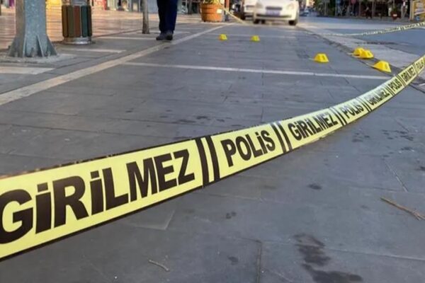 Küçükçekmece’de Silahlı Saldırı: Kadın Hayatını Kaybetti