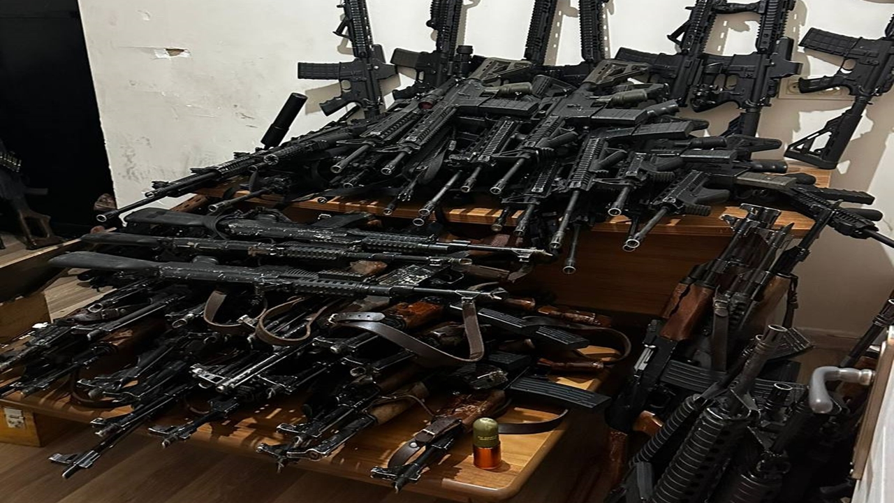 İstanbul emniyet müdürlüğünden çok sayıda uzun namlulu silah ele geçirildi paylaşımına ilişkin açıklama
