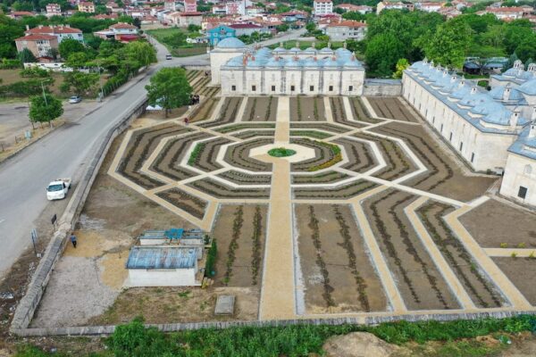 Edirne’de Tıbbi ve Aromatik Bitkiler Bahçesi Açıldı
