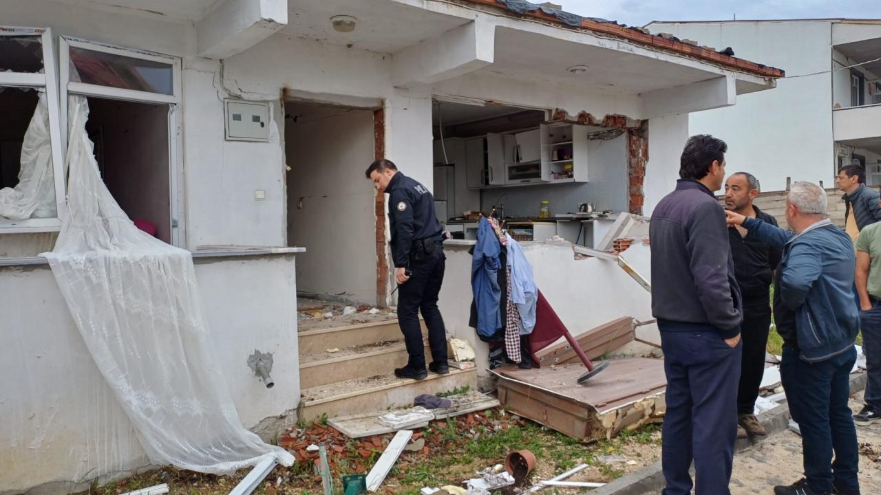 Evde Tüp Patladı: 1 Kişi Yaralandı