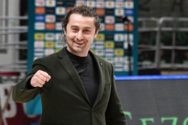 Sezer Sezgin Yeniden Bursaspor Basketbol Takımı’nda Başkanlık Görevine Seçildi