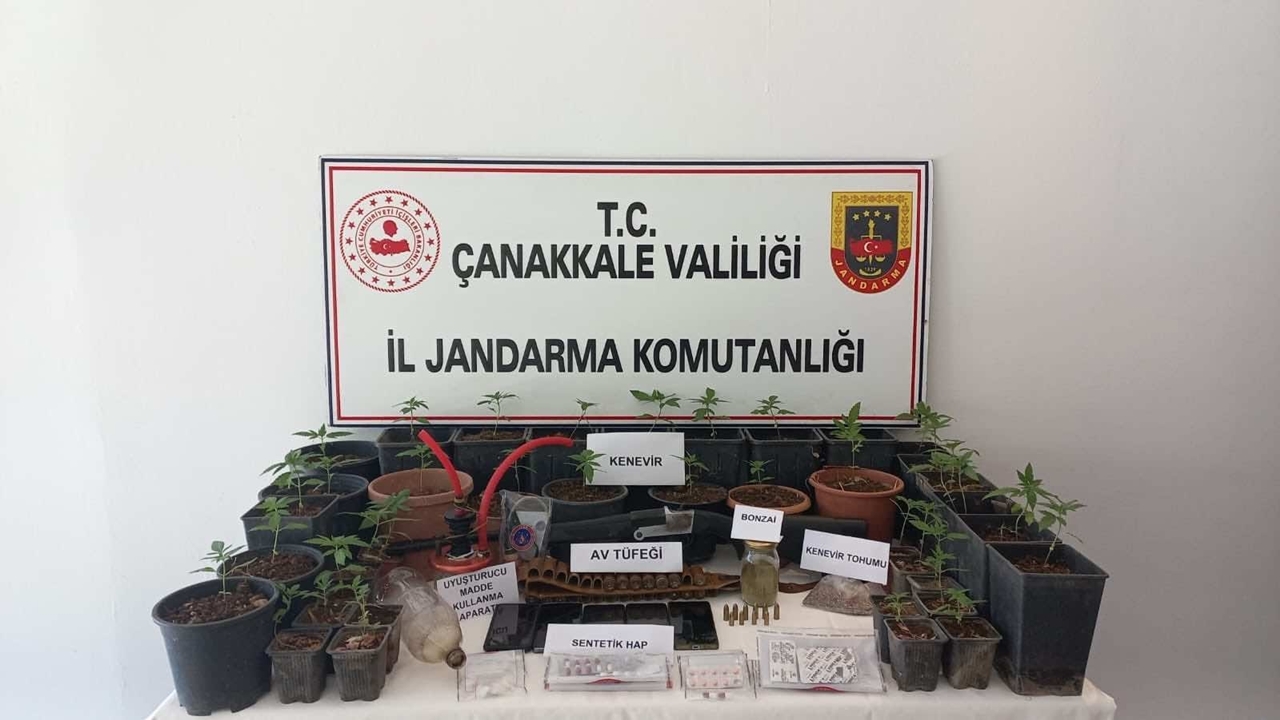 Çanakkale'de uyuşturucu operasyonunda gözaltına alınan 10 zanlı tutuklandı