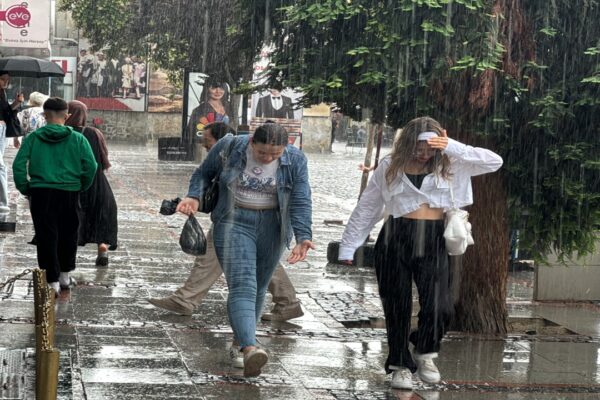 Edirne’de Şiddetli Sağanak