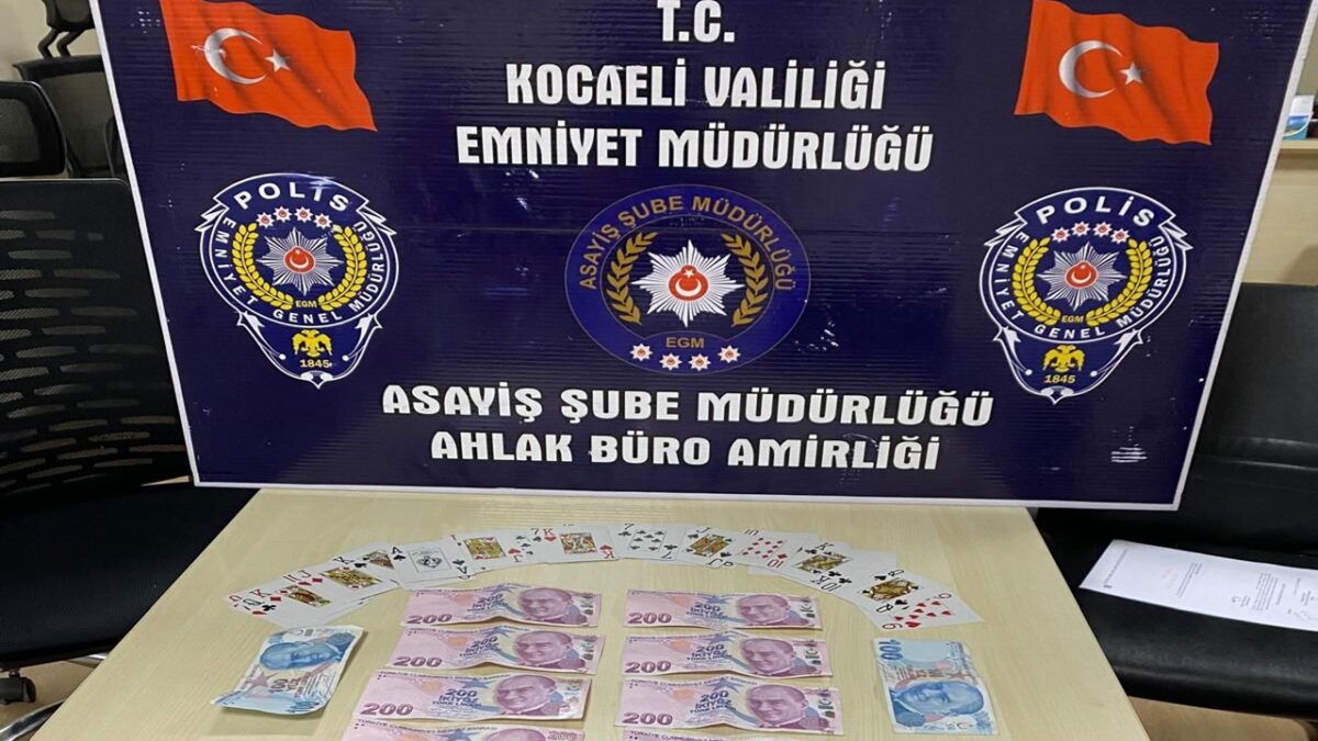 İş Yerinde Kumar Oynatan Kişiye Para Cezası Uygulandı