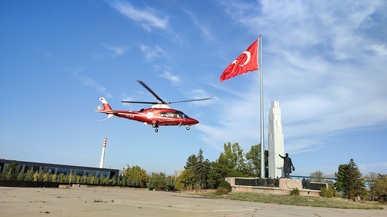 Konya'da hava ambulansı bir günlük bebek için havalandı