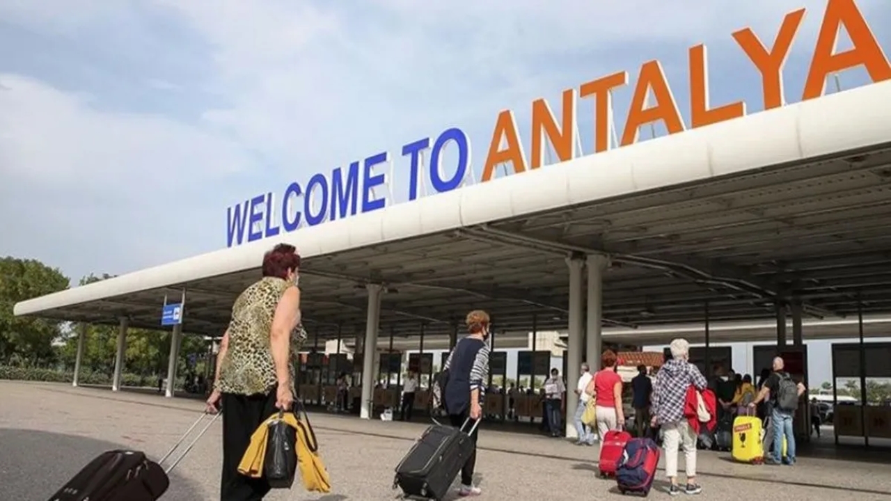 antalya-havalimani-rekoru
