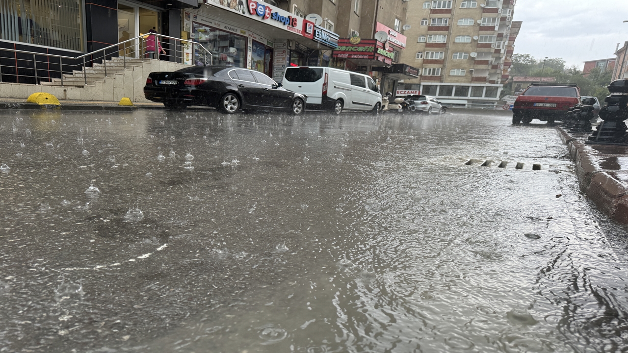 Çankırı'da sağanak