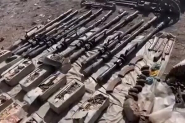 TSK, PKK’ya Ait Sığınakta 2 Bin 300 Doçka Mühimmatı Ele Geçirdi