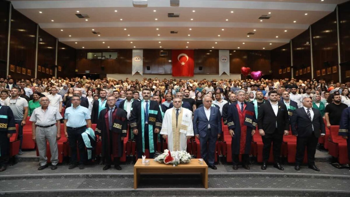 Ziraat Fakültesi’nden 101 Öğrenci Mezun Oldu