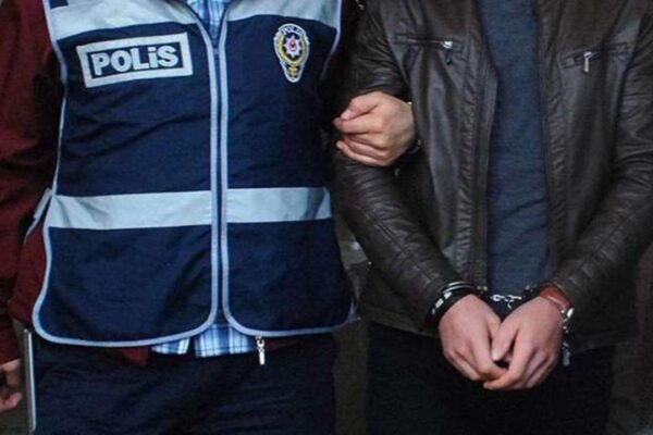 Van’da Göçmen Kaçakçılığı Operasyonu: 2 Tutuklama