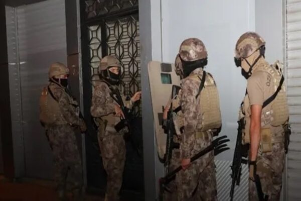 Gürz-1 Operasyonlarında 72 Kişi Yakalandı