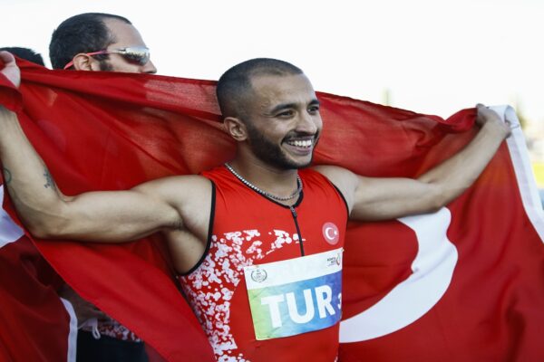 Kayhan Özer Paris 2024 Olimpiyat Oyunları’nda 100 Metrede Altın Kazanmak İstiyor