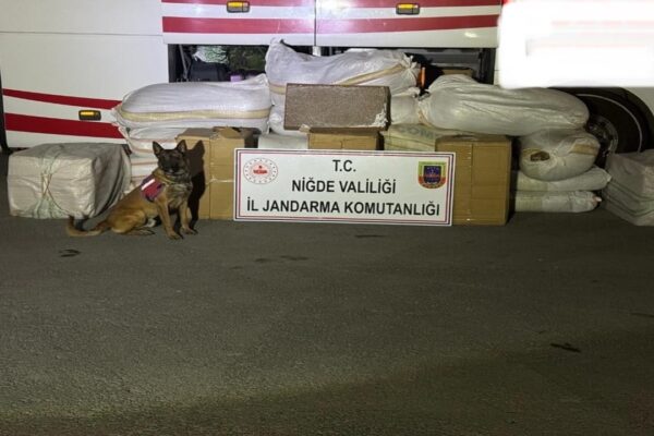 Niğde’de 870 Kilogram Kaçak Tütün Ele Geçirildi