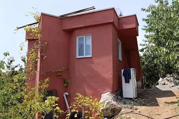 Boşanma Sürecindeki Adam, Eşini ve Ailesini Öldürdü