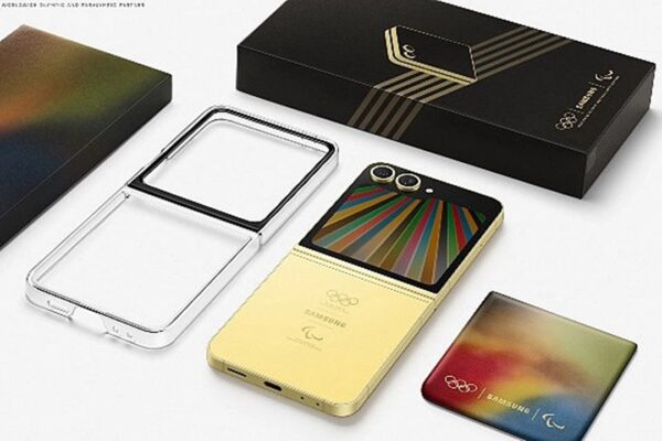 Samsung, Paris 2024 Olimpiyatları için Özel Tasarım Galaxy Z Flip6 Akıllı Telefonunu Tanıttı