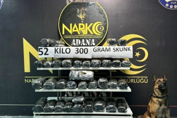 Adana'da 52 Kilogram Skunk Ele Geçirildi: Sürücü Tutuklandı