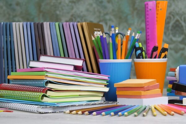 Özel Okulların Yüksek Kırtasiye Ücretlerine MEB’den Hamle