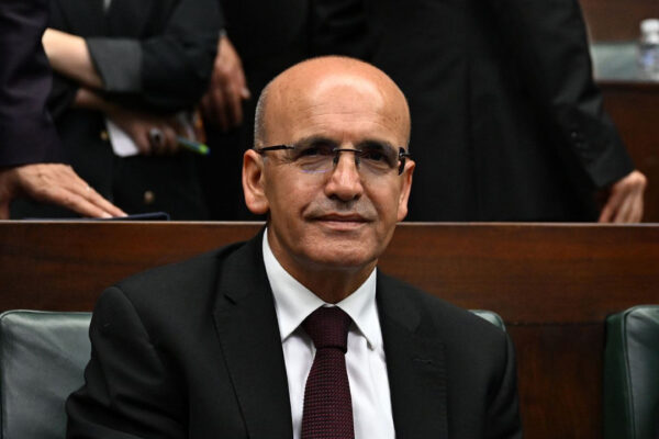 Mehmet Şimşek İstifa mı Etti? Resmi Açıklama Geldi!