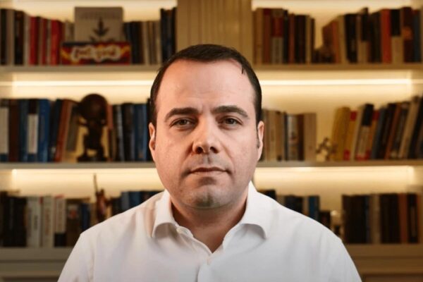 Özgür Demirtaş’tan Türkiye Ekonomisine Acı Reçete
