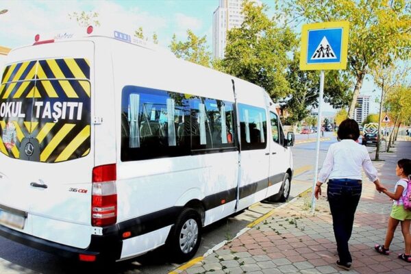 Devletten Öğrencilere Okul Servisi Desteği