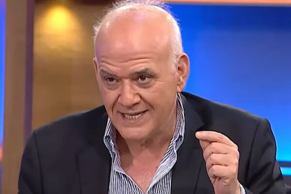 Ahmet Çakar Neden İstifa Etti?