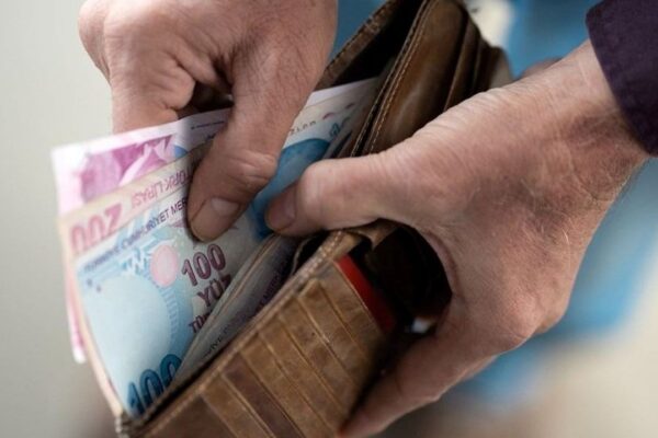 Emekli Maaşlarına Fark Düzenlemesi Yapılacak